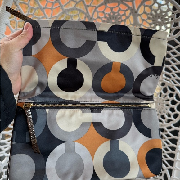 Coach Amanda Kisslock Turnlock Op Art Gray Black Clutch No Chain - Picture 4 of 6